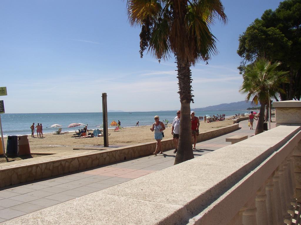Apartamentos Alquihouse Vilafortuny Cambrils Εξωτερικό φωτογραφία