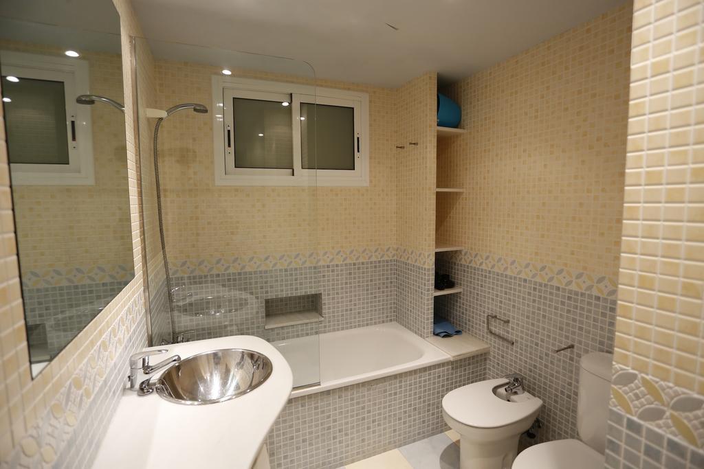 Apartamentos Alquihouse Vilafortuny Cambrils Δωμάτιο φωτογραφία
